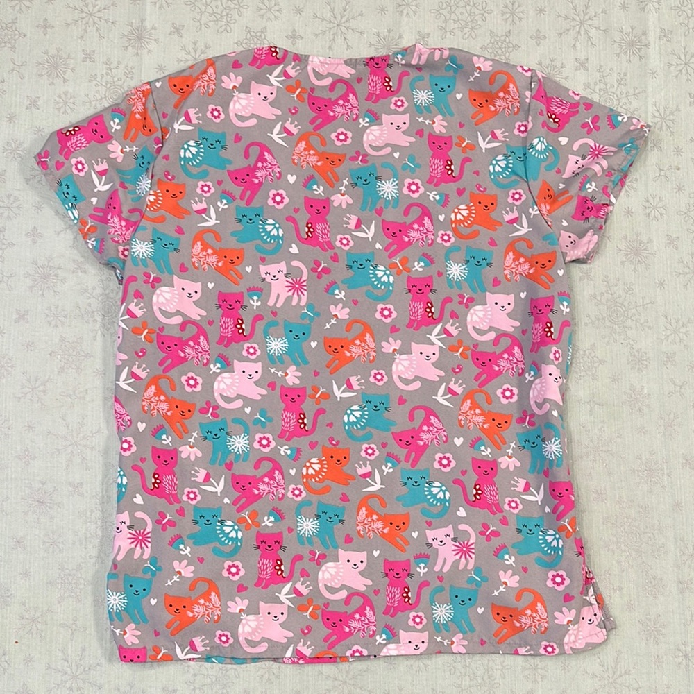 Cat Scrub Top - Picture 3 of 6